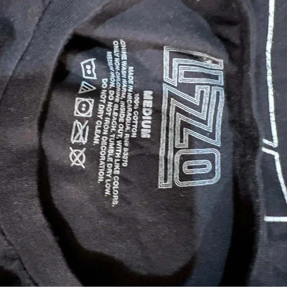 Lizzo 2022 The Special Tour T-shirt Purchased-in Houston TX Lizzo Home Town M - Picture 4 of 4